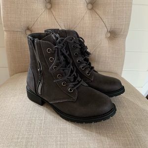Ankle boots for girls
